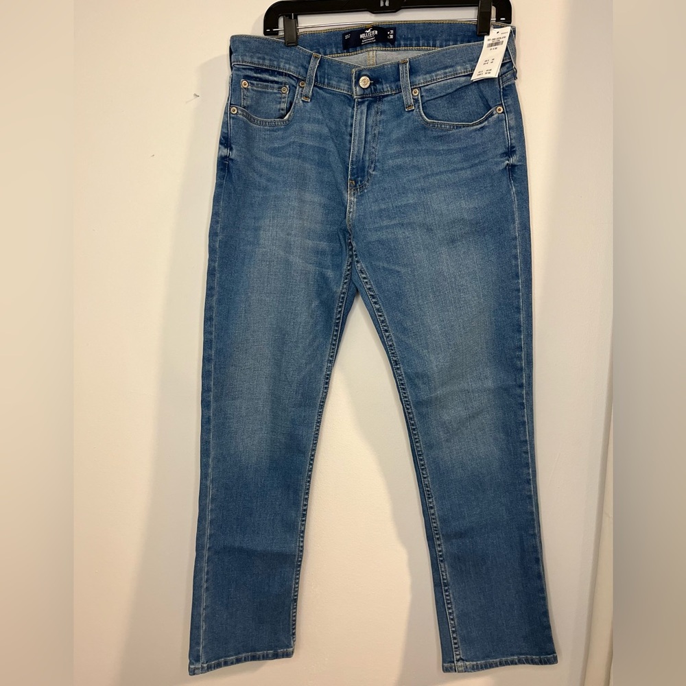 Hollister California Slim Straight Men’s Denim Jeans Size W31 x L30.NeWithTags